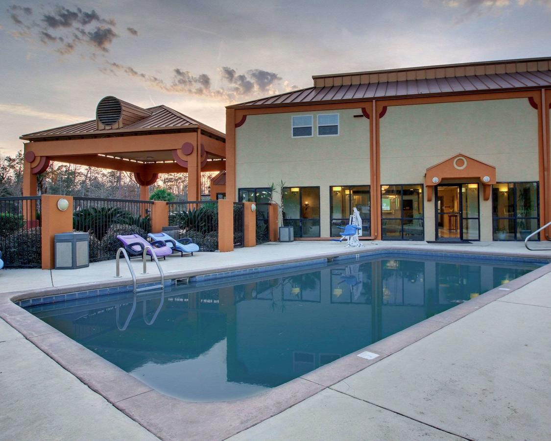 Econolodge Inn & Suites - thumb 8