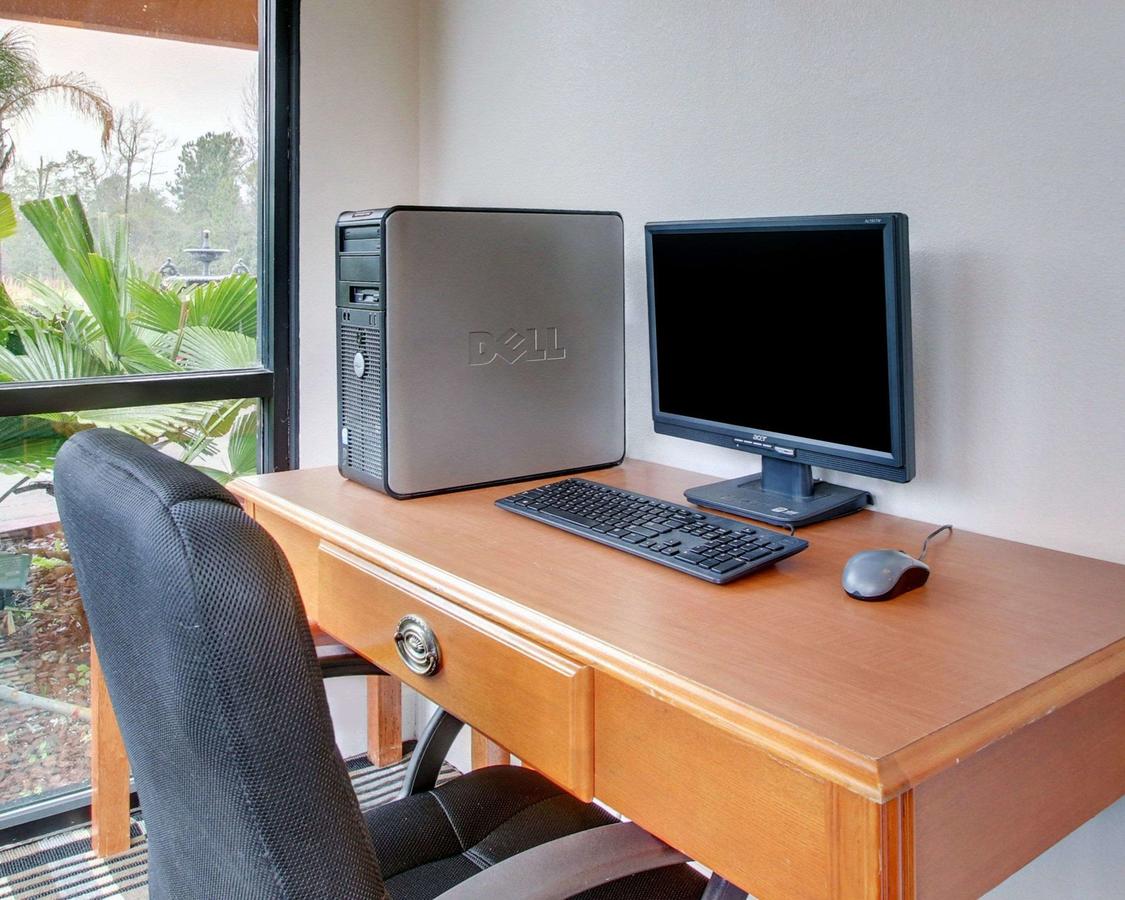 Econolodge Inn & Suites - thumb 23