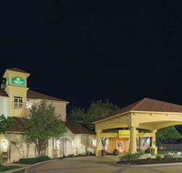 La Quinta by Wyndham St. Louis Westport - Orlando Tourists