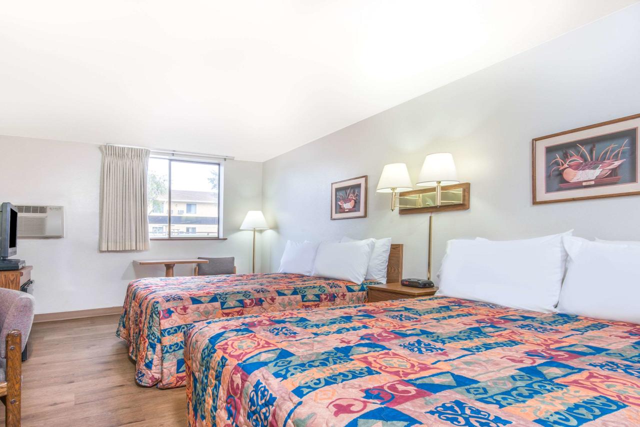 Super 8 By Wyndham Missoula/Brooks Street - thumb 2