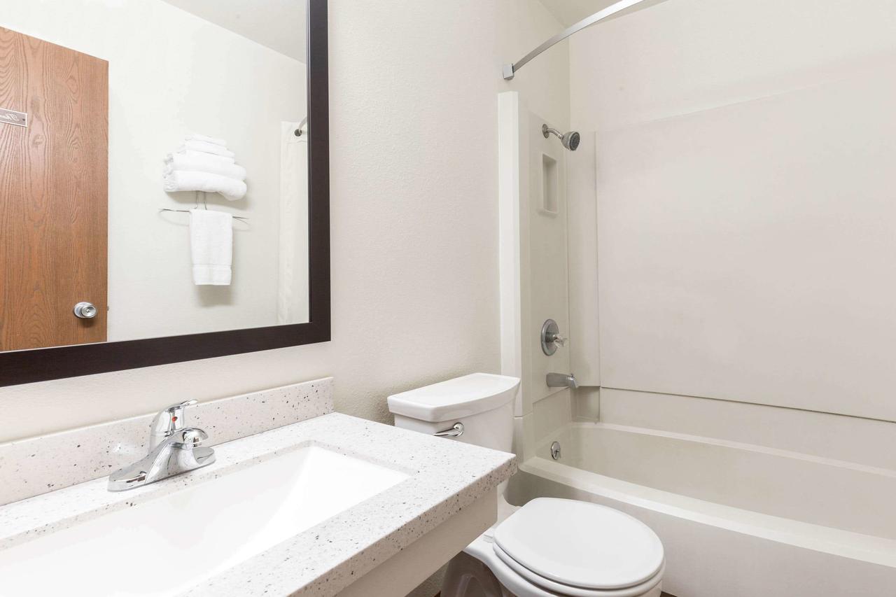 Super 8 By Wyndham Missoula/Brooks Street - thumb 28