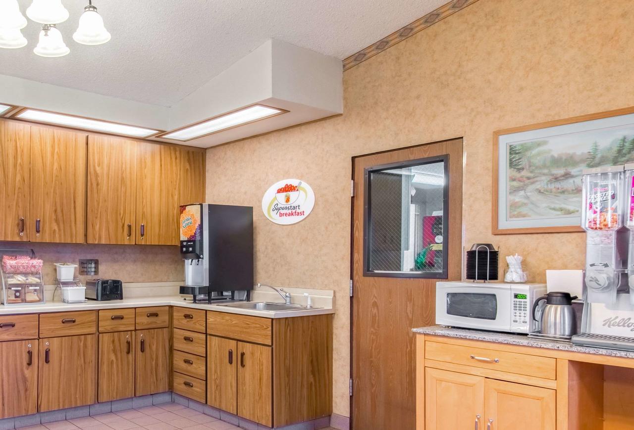 Super 8 By Wyndham Missoula/Brooks Street - thumb 5