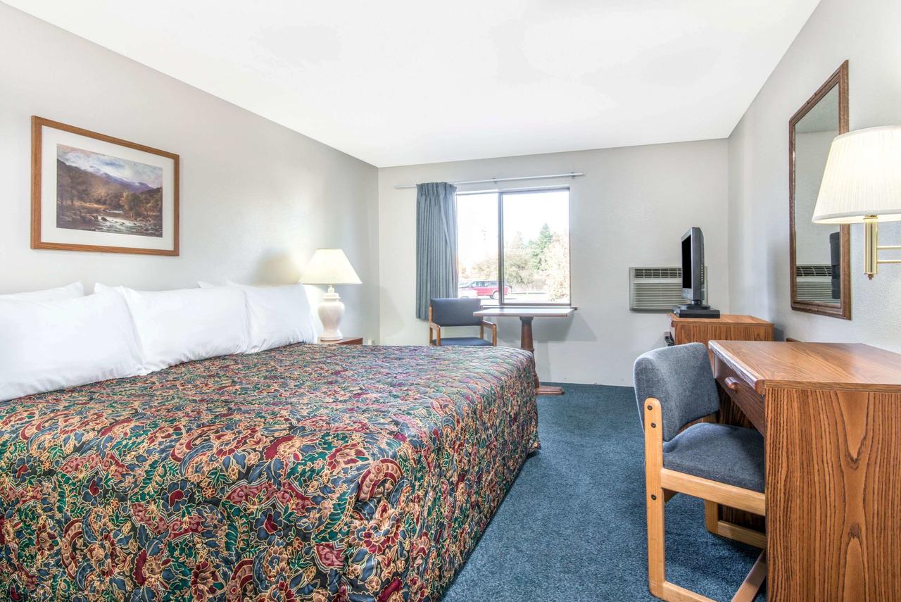 Super 8 By Wyndham Missoula/Brooks Street - thumb 12