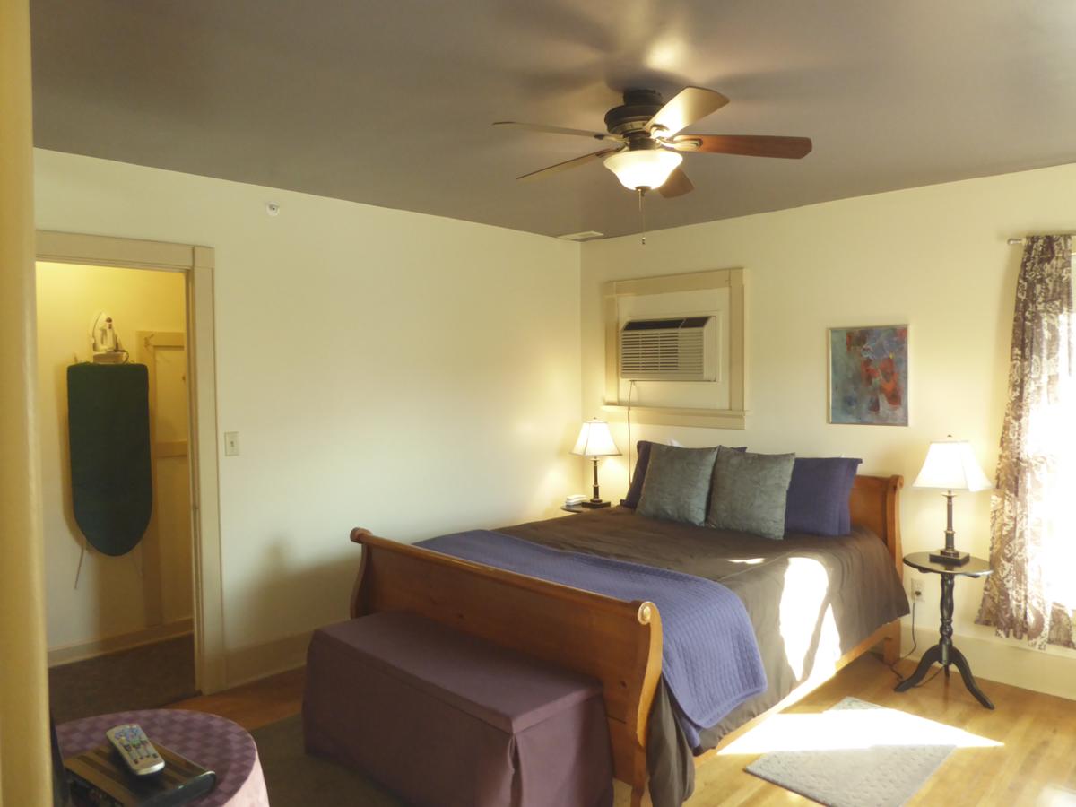 Goldsmith's Bed And Breakfast - thumb 13
