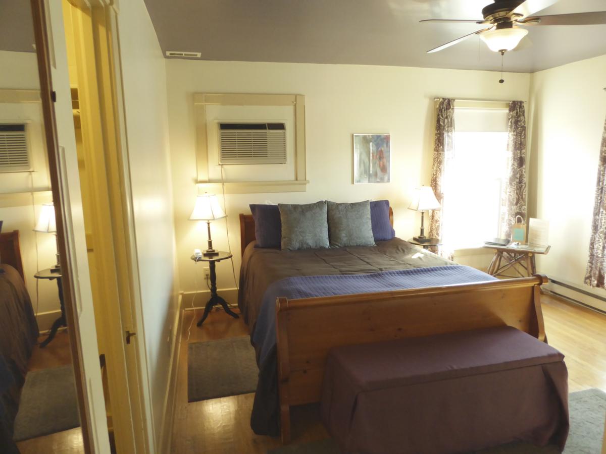 Goldsmith's Bed And Breakfast - thumb 38
