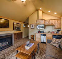 Explorer Cabins at Yellowstone - Orlando Tourists