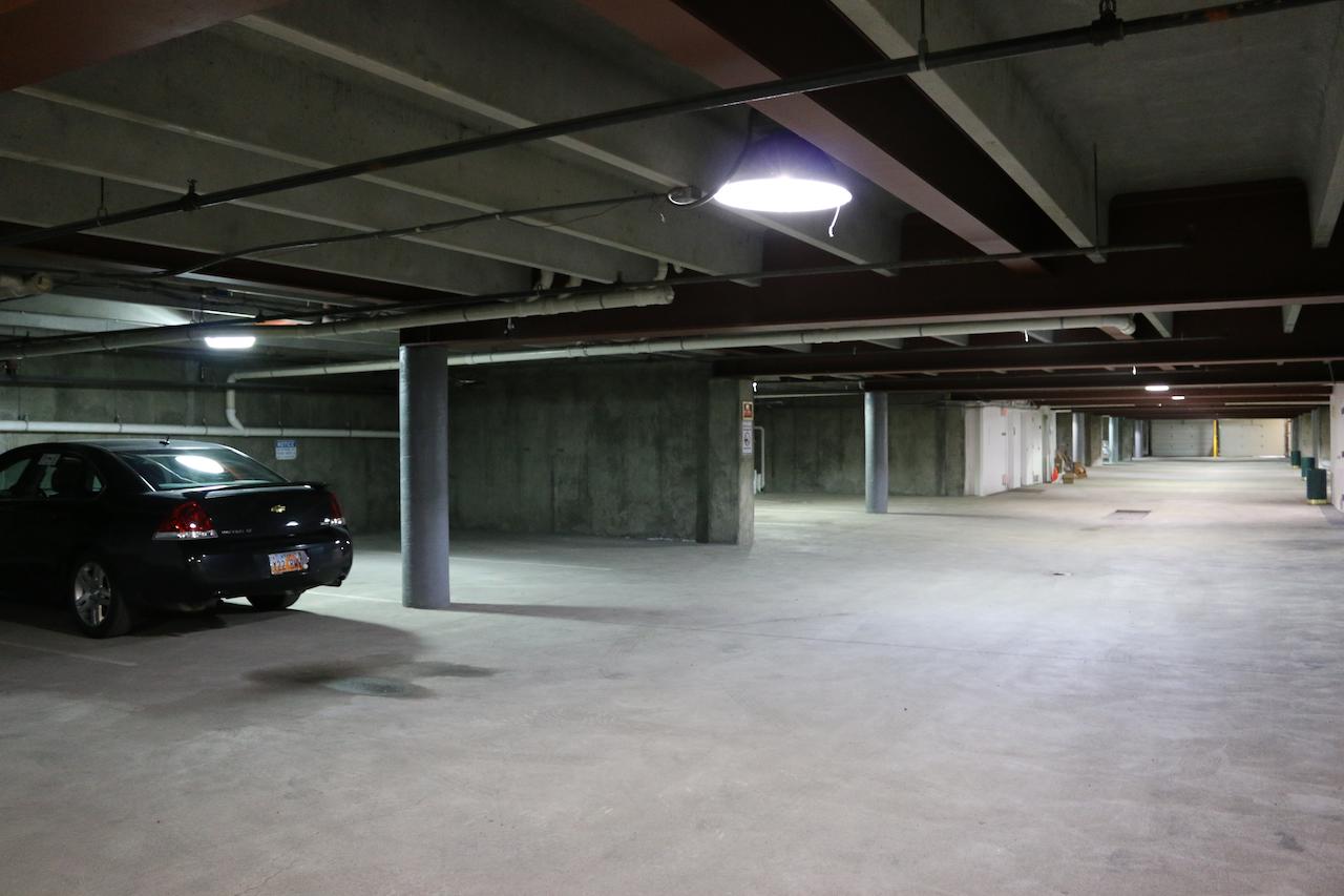 Gray Wolf Inn & Suites - thumb 37