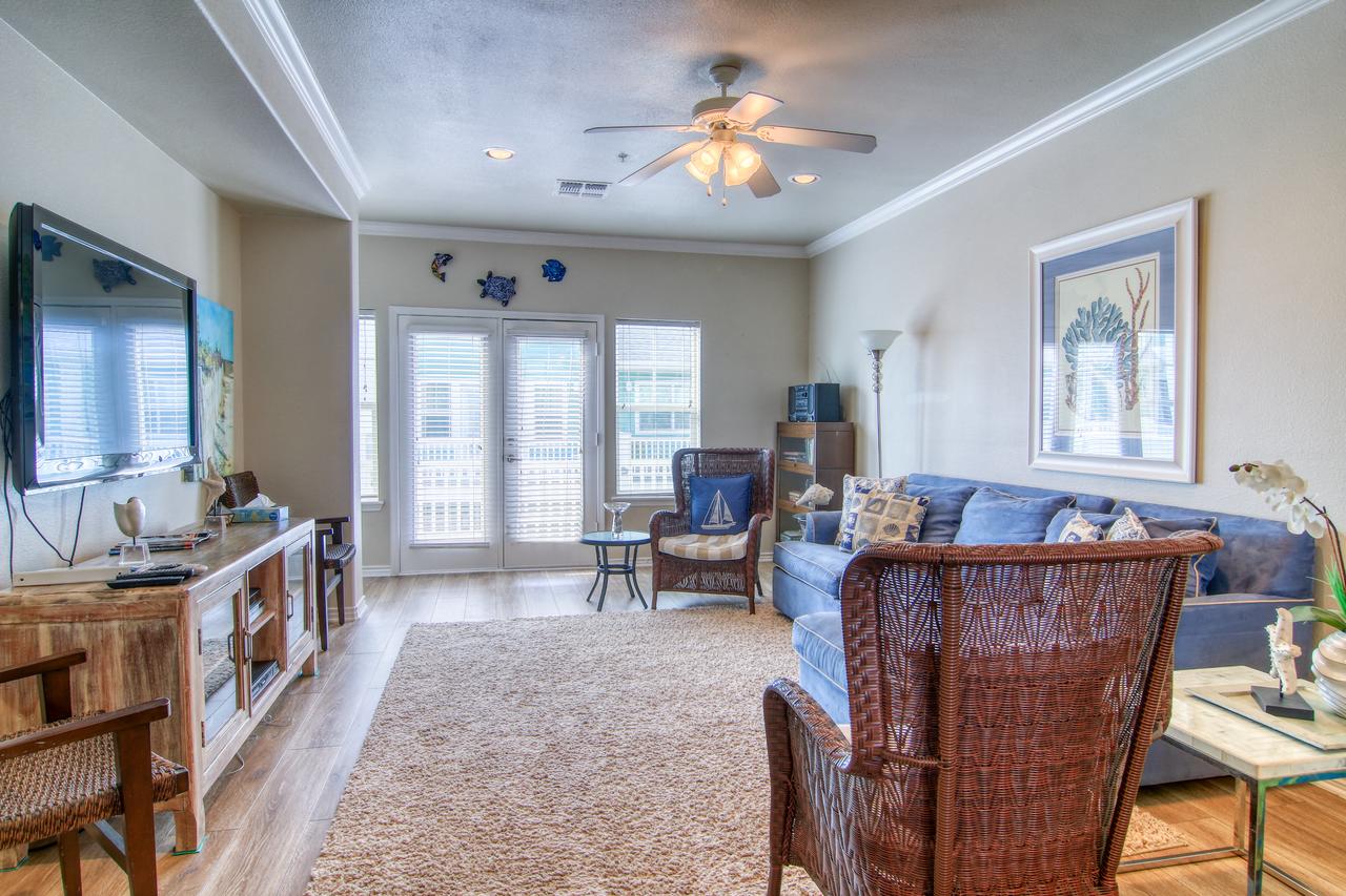 Heaven On Eleven Mc8 Condo - thumb 1