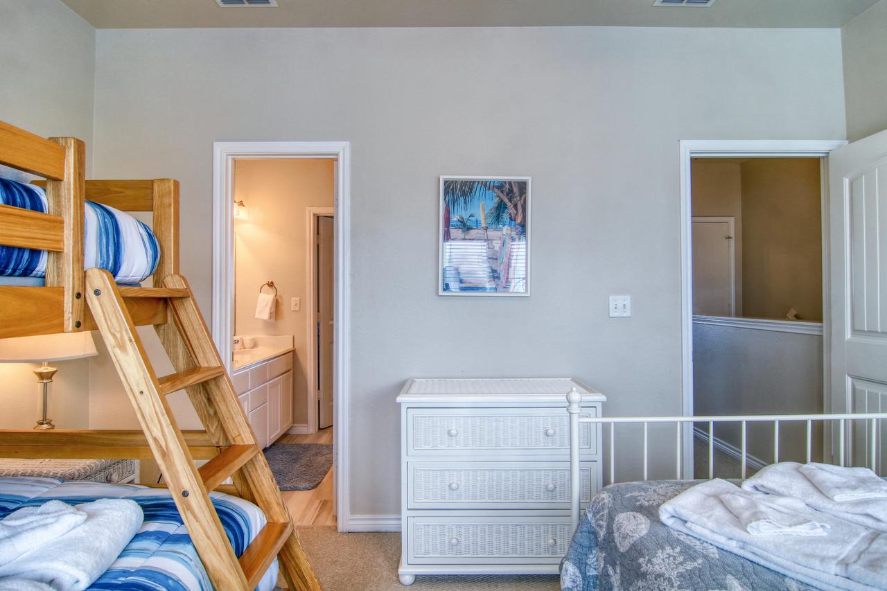 Heaven On Eleven Mc8 Condo - thumb 3