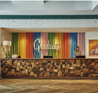 Graduate Lincoln - Orlando Tourists