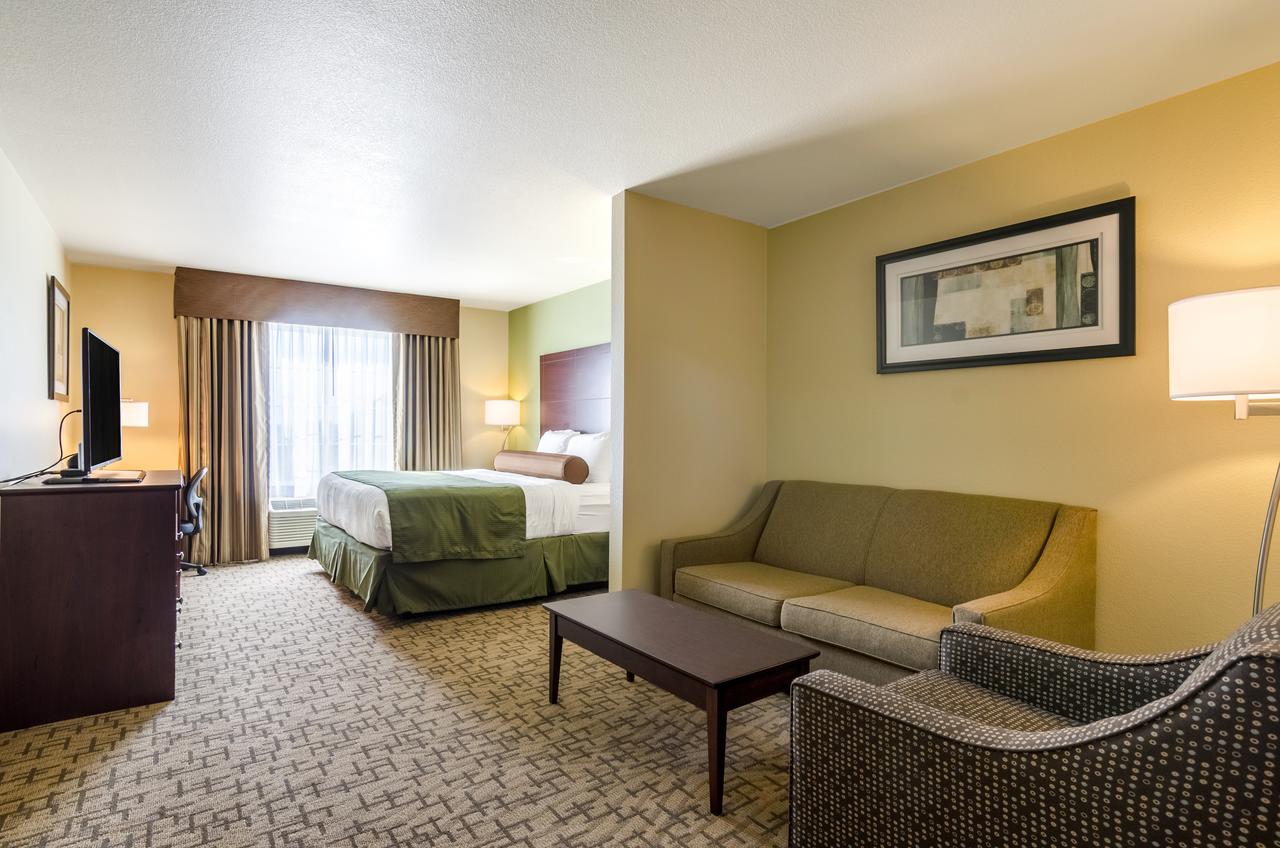 Cobblestone Hotel & Suites - McCook - thumb 12