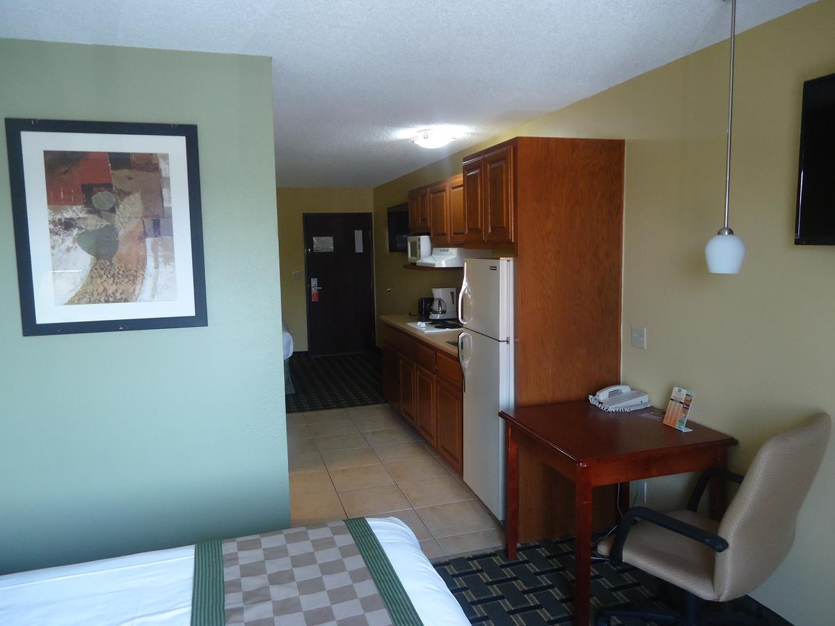 TownHouse Extended Stay Hotel Downtown - thumb 10
