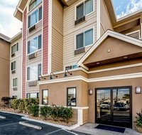 Quality Inn and Suites Reno - Orlando Tourists
