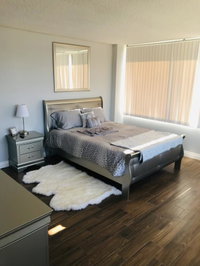 Amazing Master Suite in Shared 2/B Condo behind Convention Center Orlando Tourists