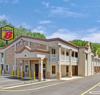 Super 8 by Wyndham Asbury Park - Orlando Tourists