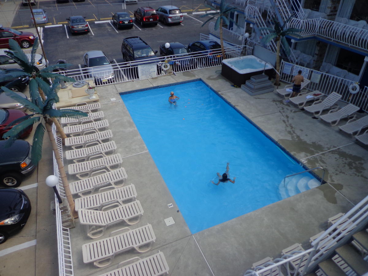 Quarterdeck Motel - thumb 5