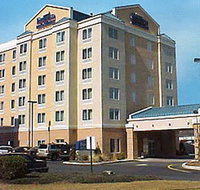 Fairfield Inn  Suites Woodbridge - Orlando Tourists