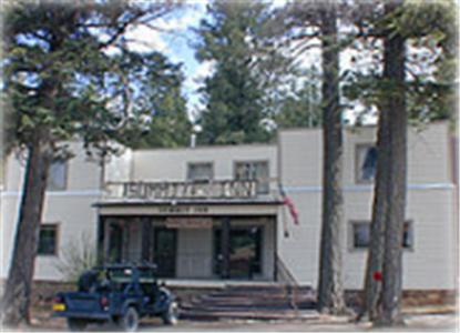 The Summit Inn - thumb 1
