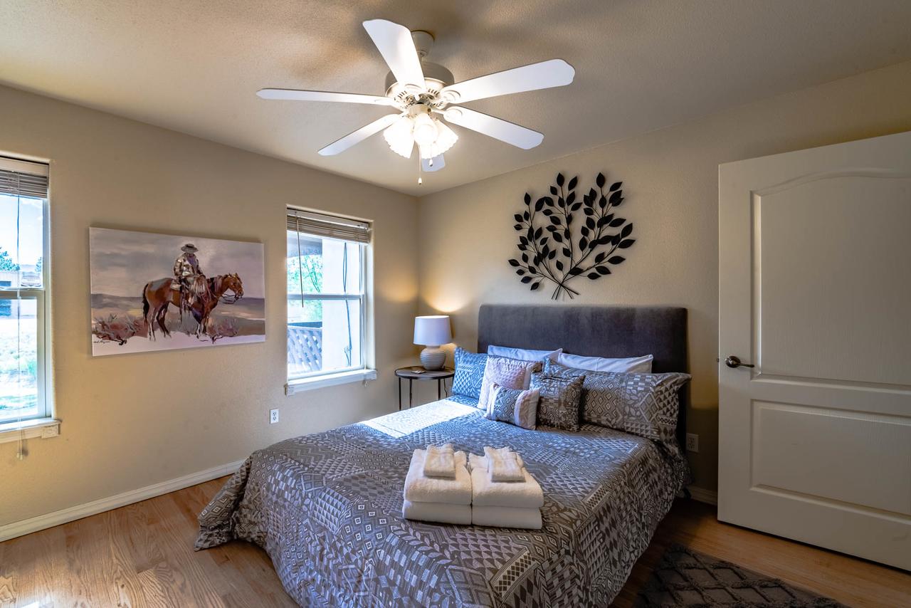 Little Creek Retreat, 4 Bedrooms, Hot Tub, Pet Friendly, Sleeps 10 - thumb 14