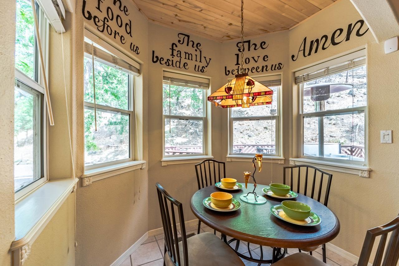 Little Creek Retreat, 4 Bedrooms, Hot Tub, Pet Friendly, Sleeps 10 - thumb 9