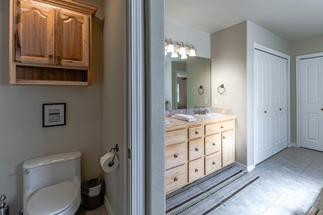 Little Creek Retreat, 4 Bedrooms, Hot Tub, Pet Friendly, Sleeps 10 - thumb 12