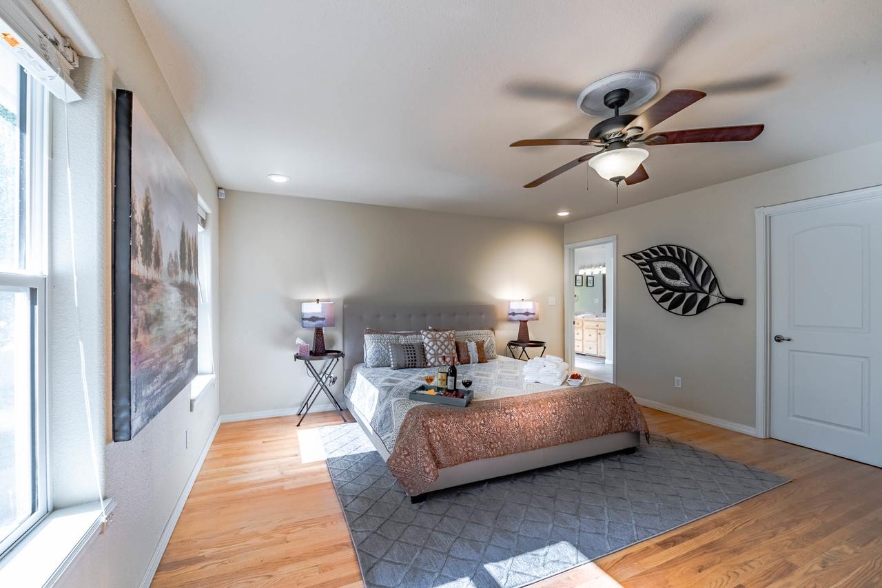 Little Creek Retreat, 4 Bedrooms, Hot Tub, Pet Friendly, Sleeps 10 - thumb 11