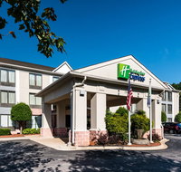 Holiday Inn Express Hotel  Suites Charlotte Airport-Belmont - Orlando Tourists
