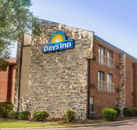 Days Inn by Wyndham Raleigh-Airport-Research Triangle Park - Orlando Tourists