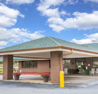 Days Inn by Wyndham Wilkesboro - Orlando Tourists