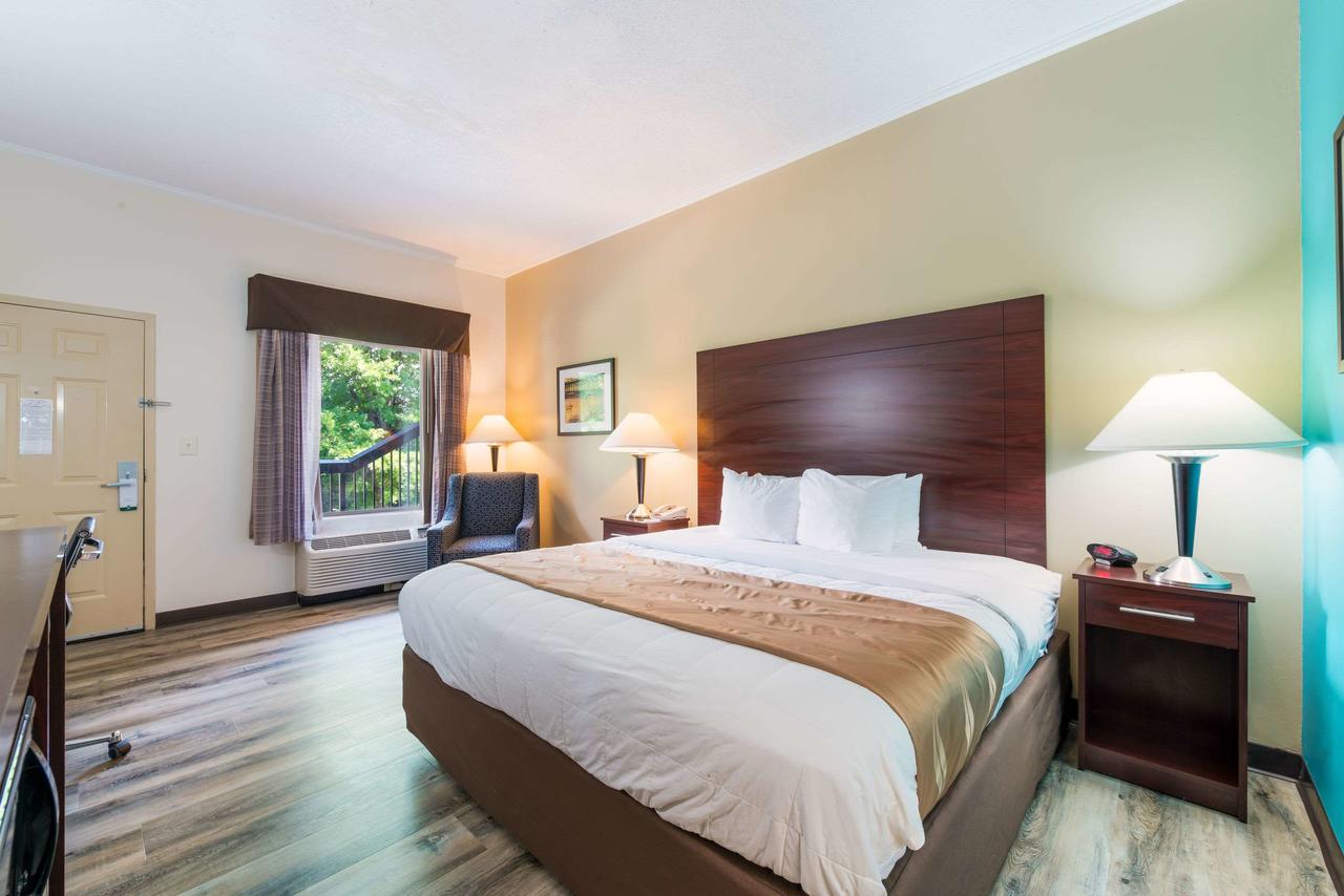 Quality Inn & Suites Rockingham - thumb 10