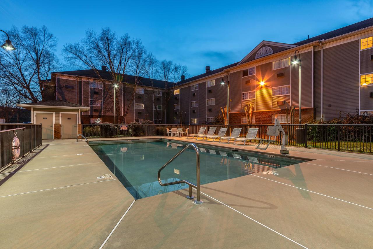 HomeTowne Studios & Suites Charlotte - Concord - thumb 1