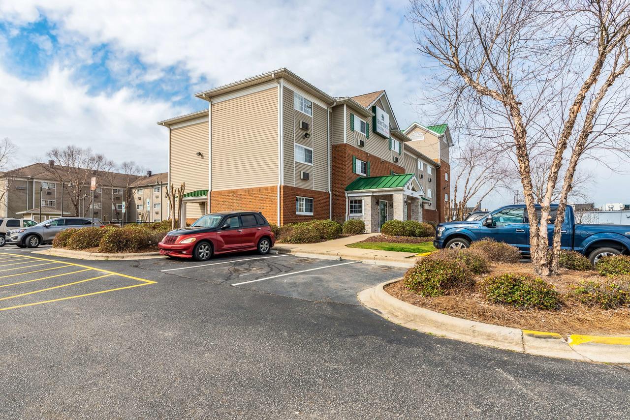 HomeTowne Studios & Suites Charlotte - Concord - thumb 8