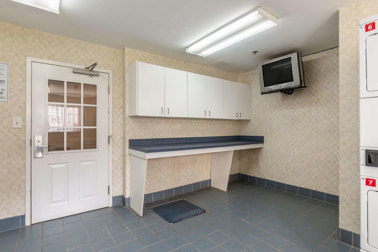 HomeTowne Studios & Suites Charlotte - Concord - thumb 3