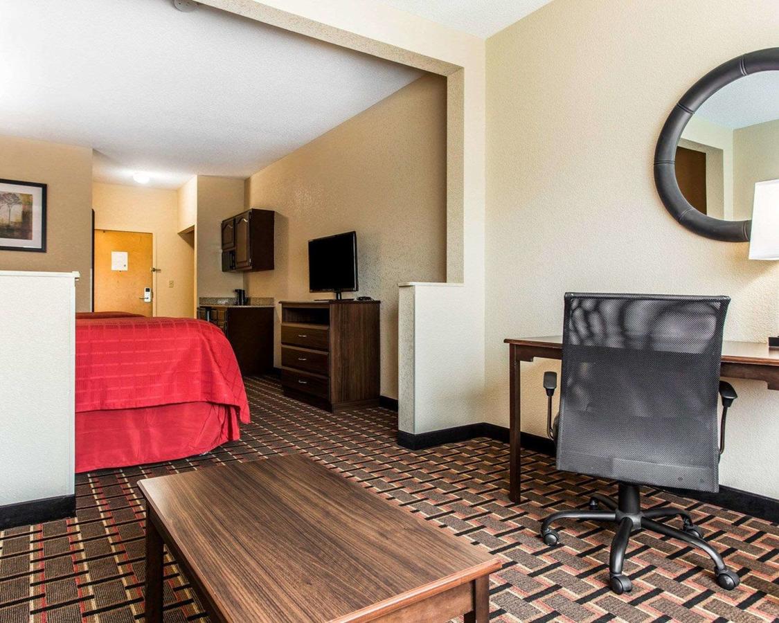 Quality Suites Convention Center - Hickory - thumb 4