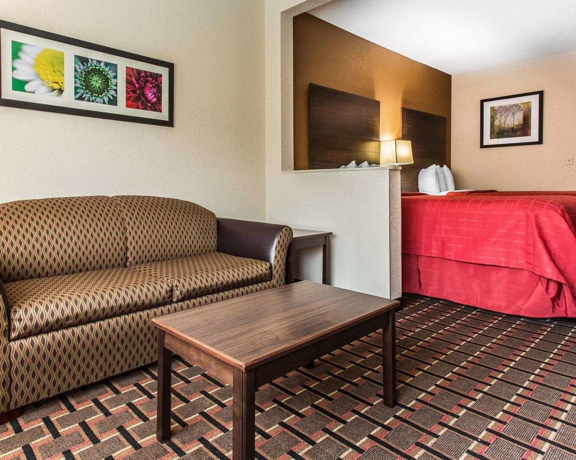 Quality Suites Convention Center - Hickory - thumb 5