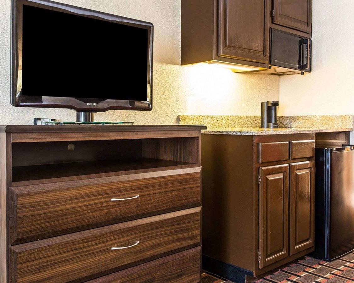 Quality Suites Convention Center - Hickory - thumb 12