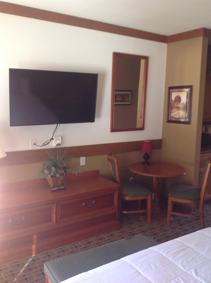 Qualla Cabins And Motel - thumb 38