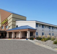Red River Inn  Suites Fargo - Orlando Tourists