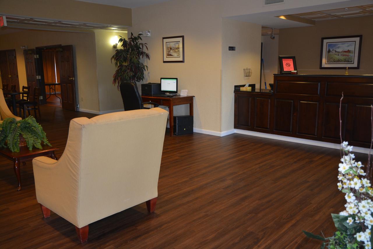 Countryside Inn And Suites - thumb 16