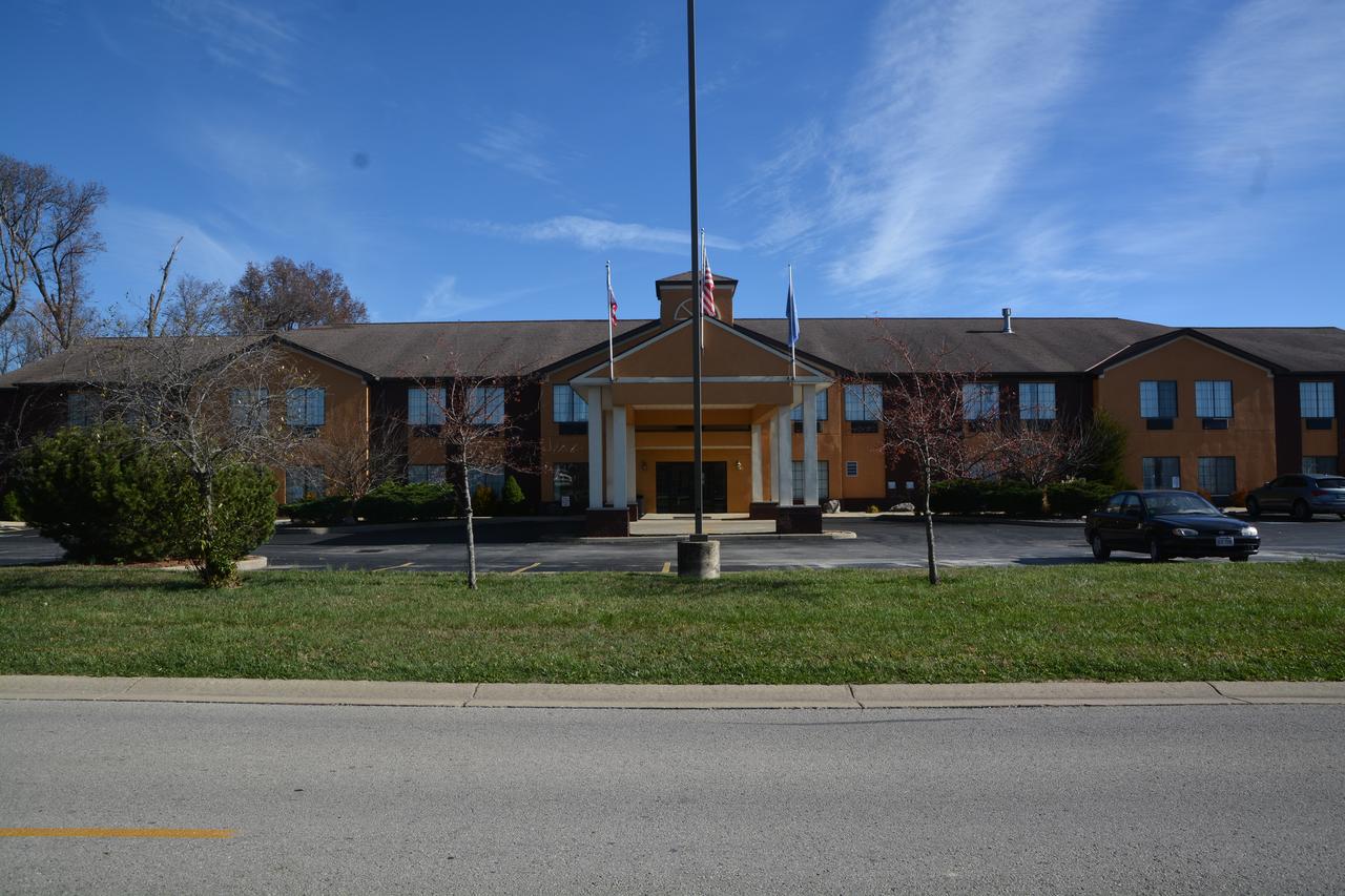 Countryside Inn And Suites - thumb 0