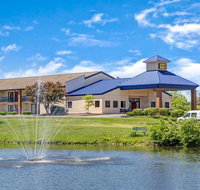 Super 8 by Wyndham Mason - Orlando Tourists