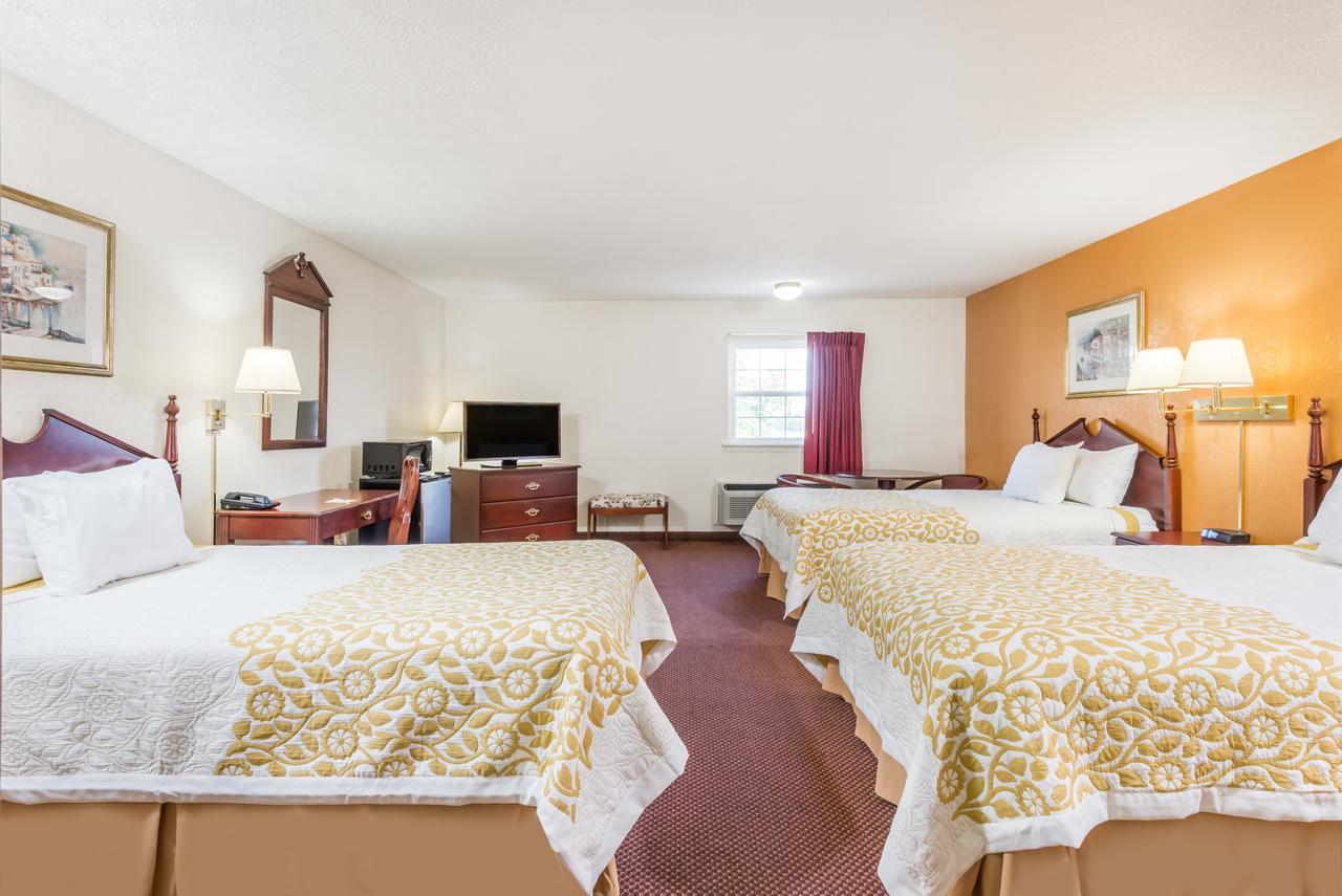 Days Inn By Wyndham Amherst - thumb 2