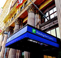 Holiday Inn Express Cleveland Downtown - Orlando Tourists