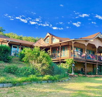 Blue Eyed Coyote BnB - Orlando Tourists