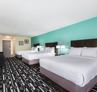 Clarion Inn  Suites Convention Center Near Bricktown - Orlando Tourists