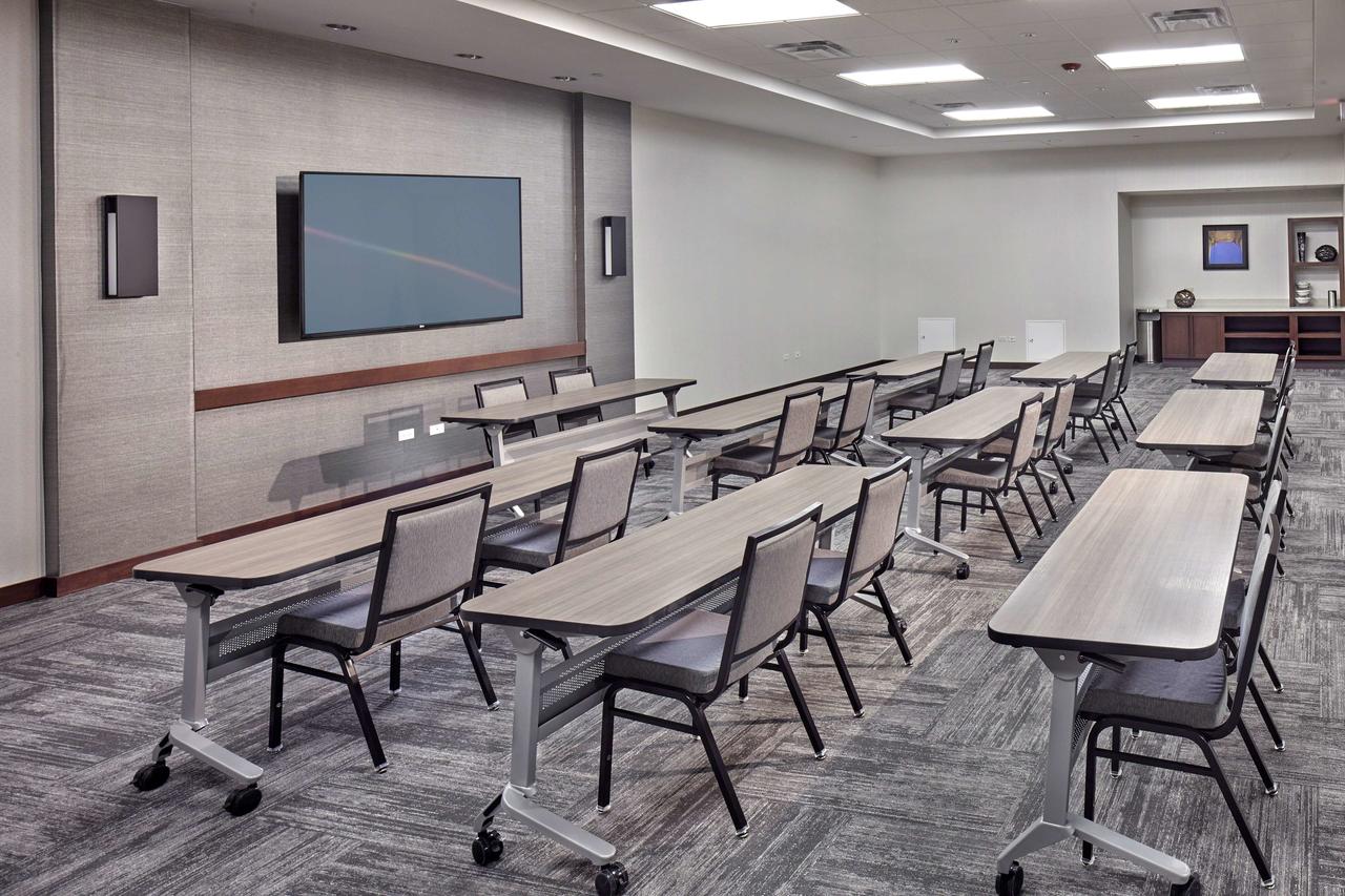 Hyatt Place State College - thumb 40