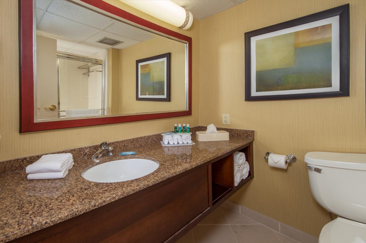 Holiday Inn Express State College At Williamsburg Square - thumb 10