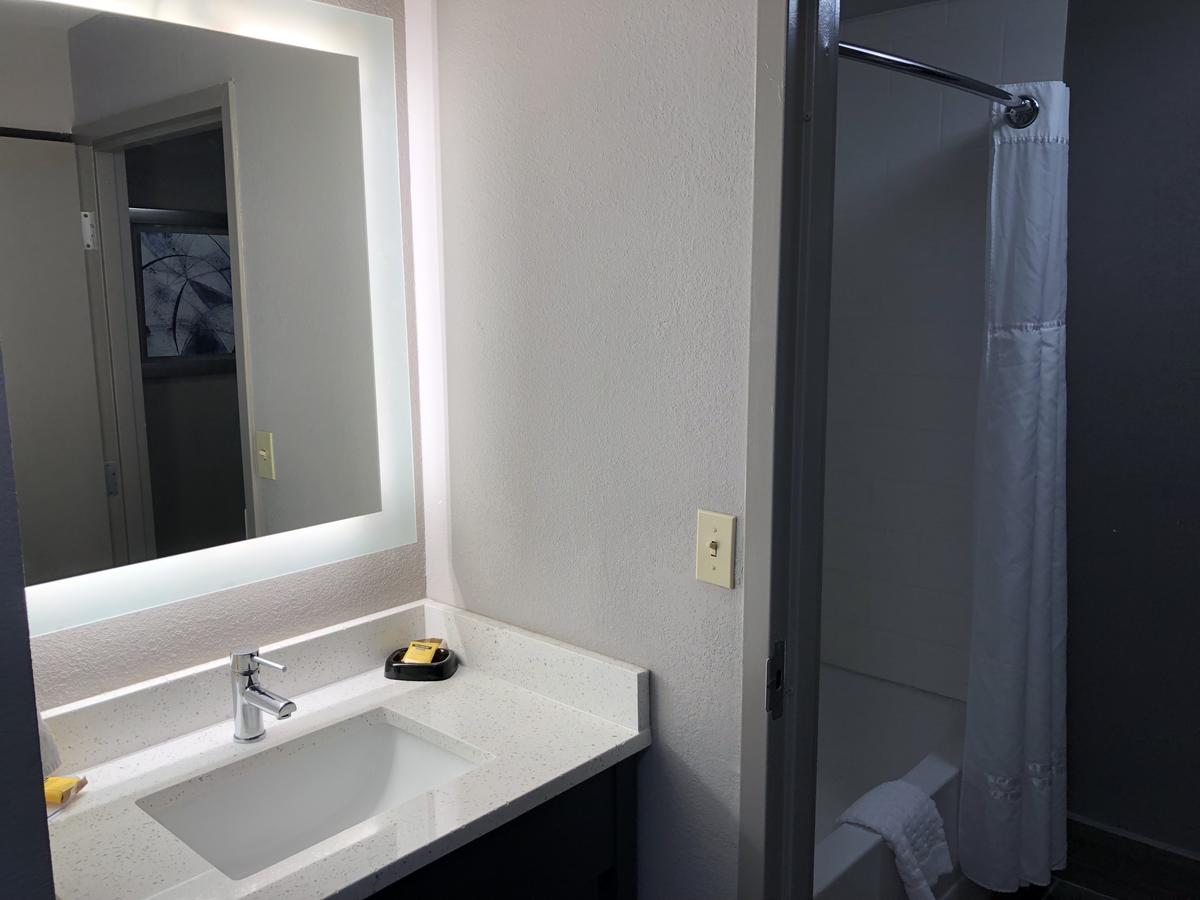 Best Western Plus Spartanburg - thumb 6