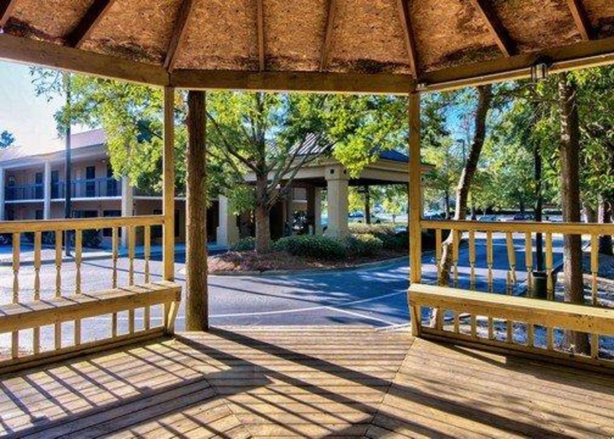 Clarion Inn & Suites Aiken - thumb 39