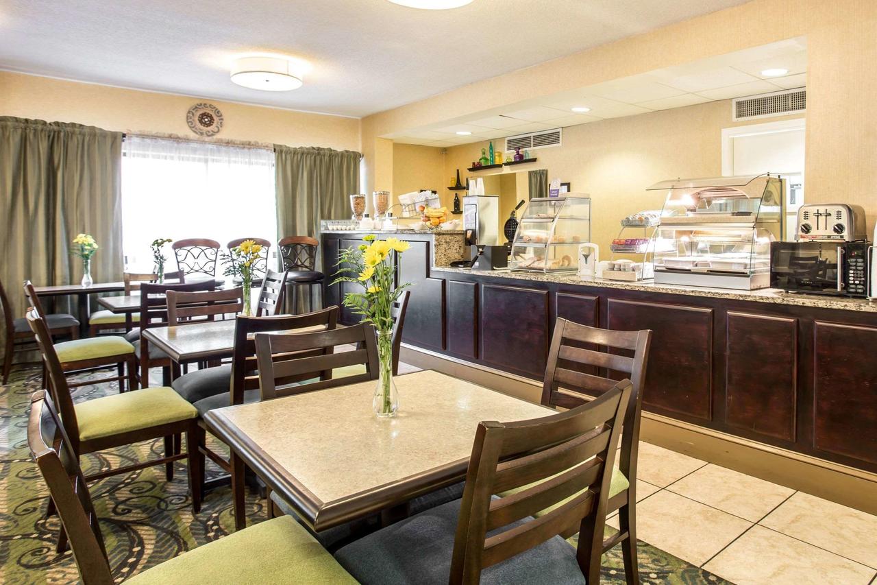 Clarion Inn & Suites Aiken - thumb 17